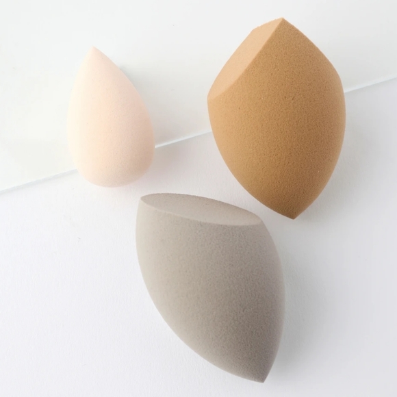 💚2/$20 LUXIE Complete Sponge Set - Picture 4 of 7